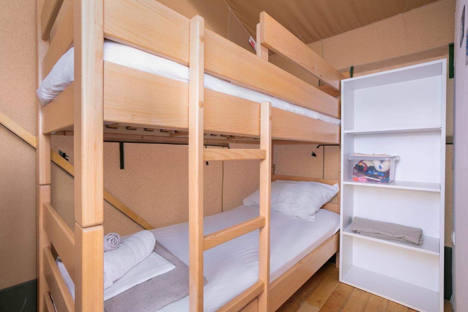 Hotel Prima Insula Glamping Brusici Exterior foto