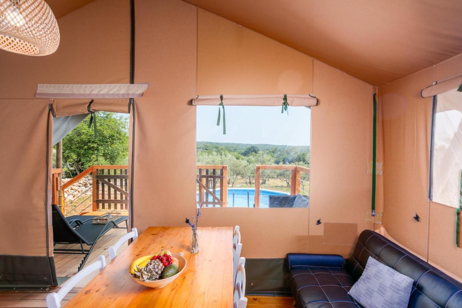 Hotel Prima Insula Glamping Brusici Exterior foto