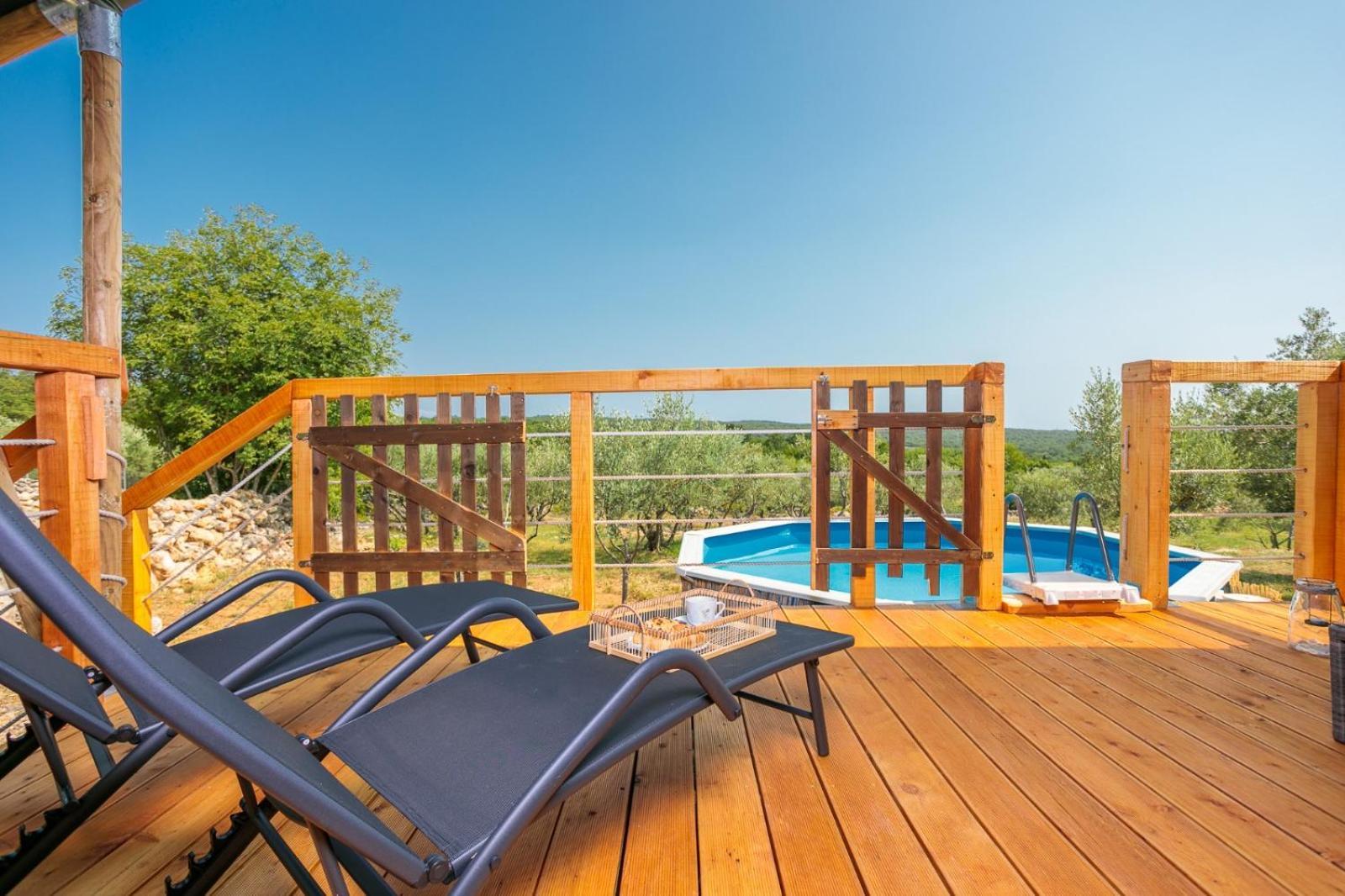 Hotel Prima Insula Glamping Brusici Exterior foto