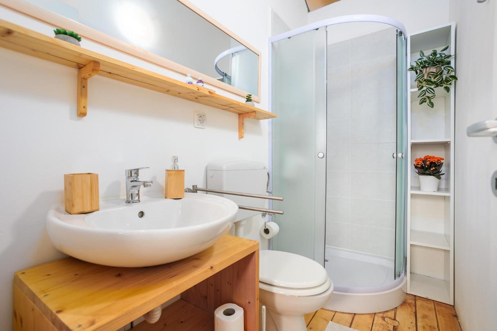 Hotel Prima Insula Glamping Brusici Exterior foto